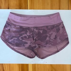 Lululemon speed up shorts (size 2, 2.5")